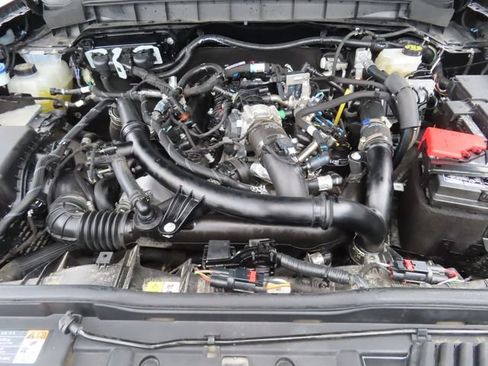 Used 2025 Ford Bronco Outer Banks AWD/4WD image 12