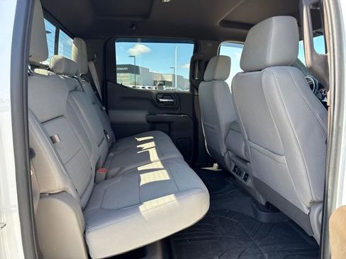 Used 2020 Chevrolet Silverado 1500 LT w/ Texas Edition image 14