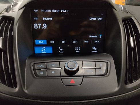 Used 2019 Ford Escape SE FWD image 25