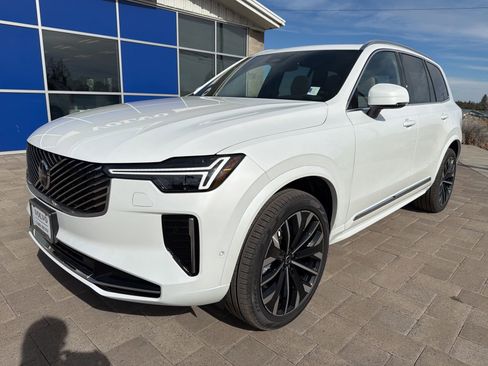 New 2026 Volvo XC90 B6 Plus w/ Protection Package Premier image 3