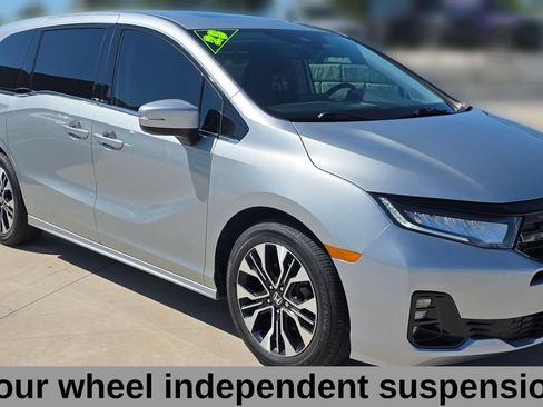 Used 2025 Honda Odyssey Elite image 7