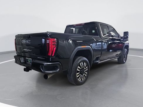 Used 2025 GMC Sierra 2500 Denali Ultimate image 3