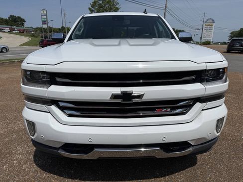 Used 2017 Chevrolet Silverado 1500 LTZ Z71 w/ LTZ Plus Package AWD/4WD image 2