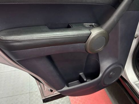 Used 2011 Honda CR-V EX-L image 19