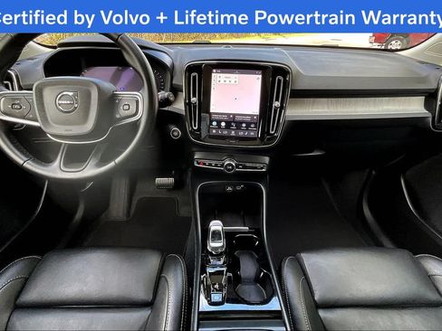 Used 2025 Volvo XC40 B5 Plus AWD/4WD image 20