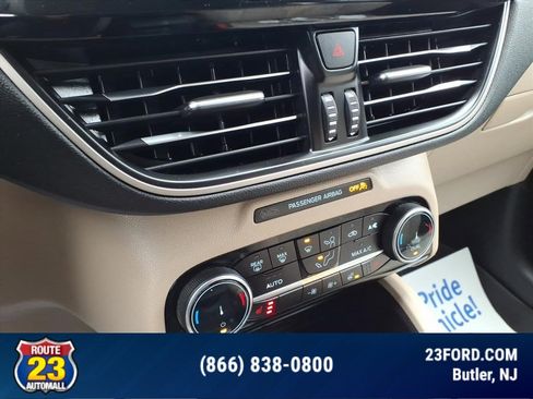 Certified 2022 Ford Escape SE w/ Convenience Package image 20