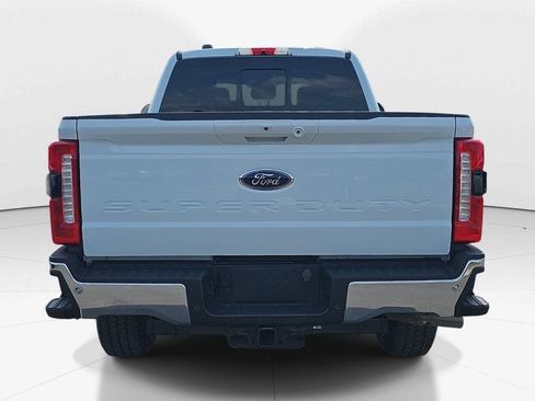 Used 2024 Ford F250 Lariat w/ FX4 Off-Road Package AWD/4WD image 7