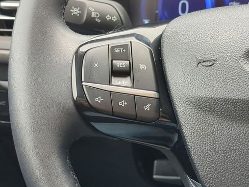 Used 2022 Ford Escape SEL w/ Technology Package image 18