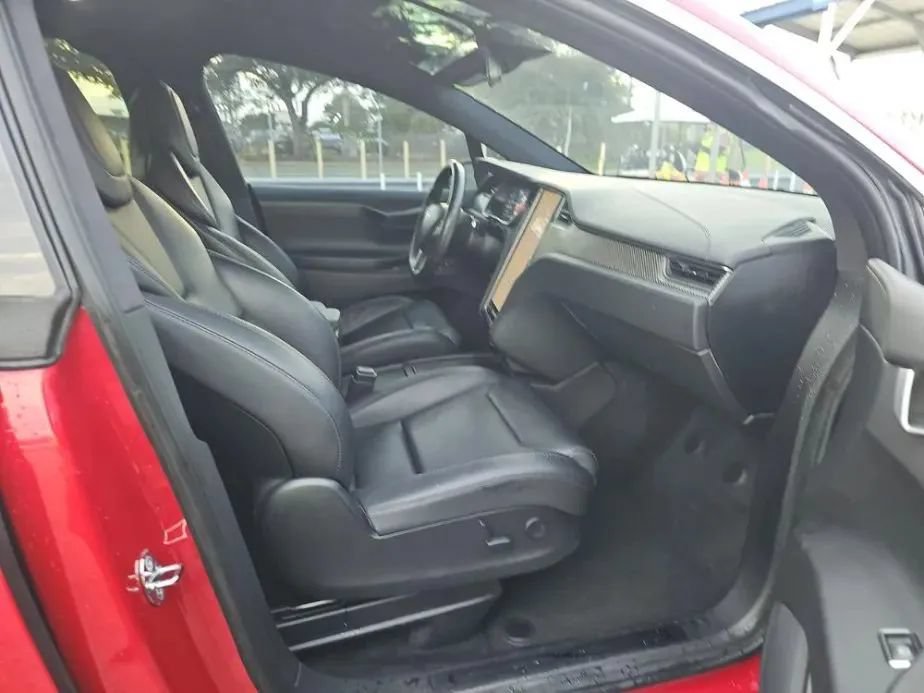 Used 2019 Tesla Model X 100D AWD/4WD image 8