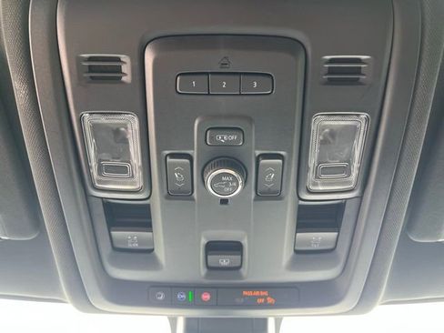 Used 2021 Chevrolet Tahoe High Country w/ Premium Package image 29