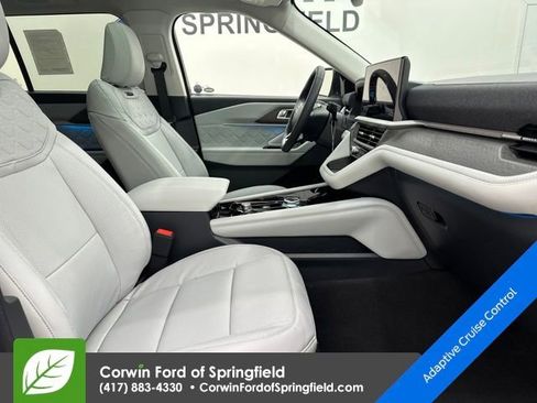 New 2026 Ford Explorer Platinum w/ LUX Leather Package image 10