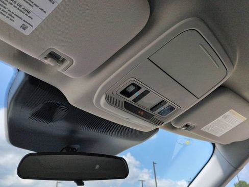 New 2026 Ford Explorer Active RWD image 21
