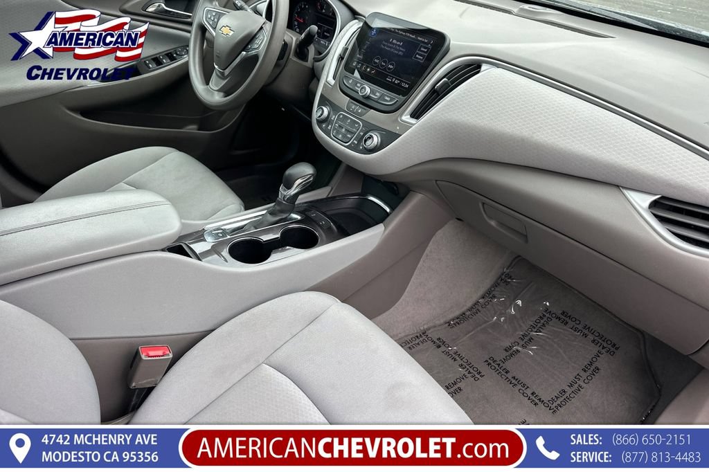 Used 2025 Chevrolet Malibu LT FWD image 21