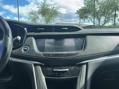 Used 2019 Cadillac XT5 Luxury image 19