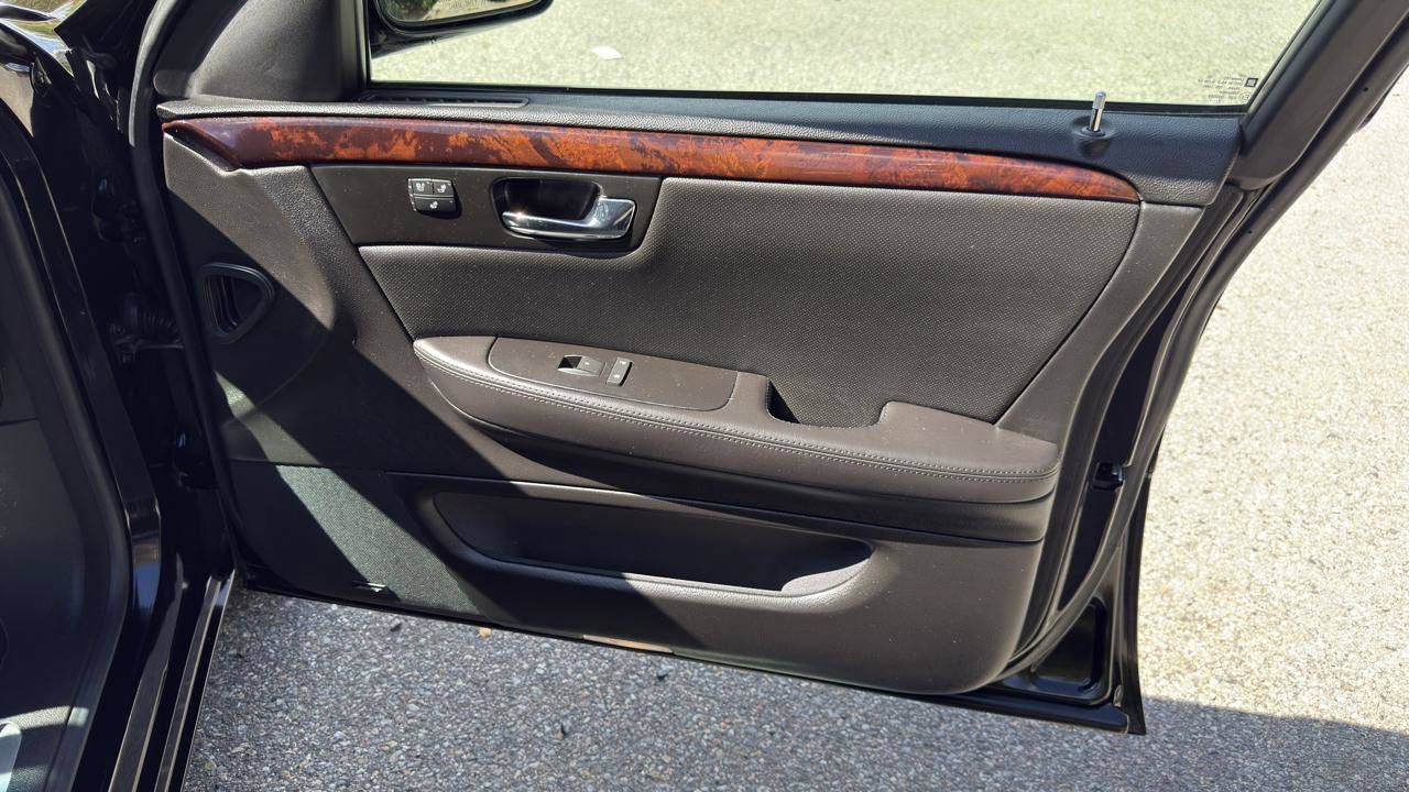 Used 2007 Cadillac DTS Performance FWD image 45