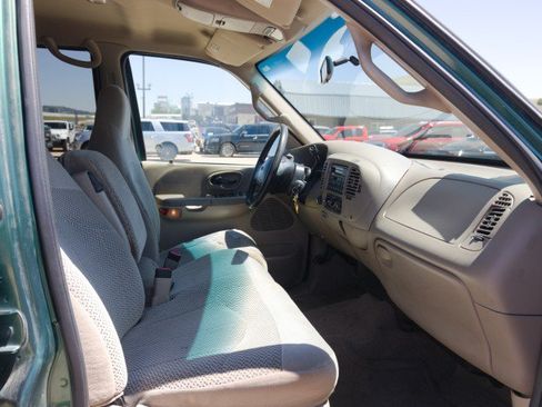 Used 2001 Ford F150 XLT AWD/4WD image 27