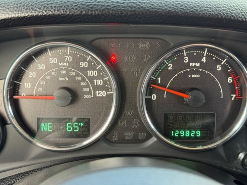 Used 2011 Jeep Wrangler Unlimited Sahara w/ Mopar Chrome Edition Group AWD/4WD image 14
