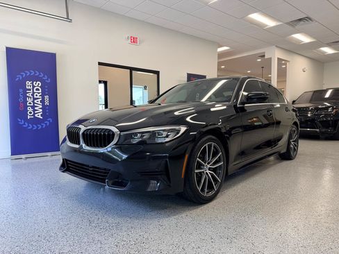 Used 2019 BMW 330i Sedan w/ Driving Assistance Package RWD image 4