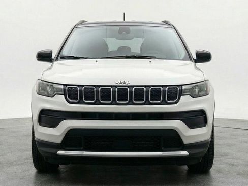 Used 2025 Jeep Compass Limited image 2