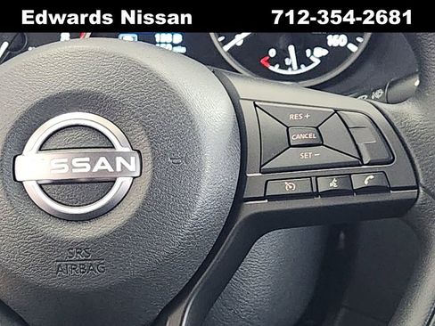 Used 2025 Nissan Sentra S image 19
