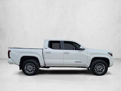 Used 2024 Toyota Tacoma SR5 image 4