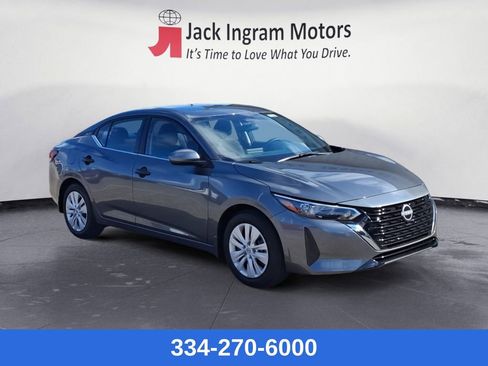 New 2025 Nissan Sentra S image 7