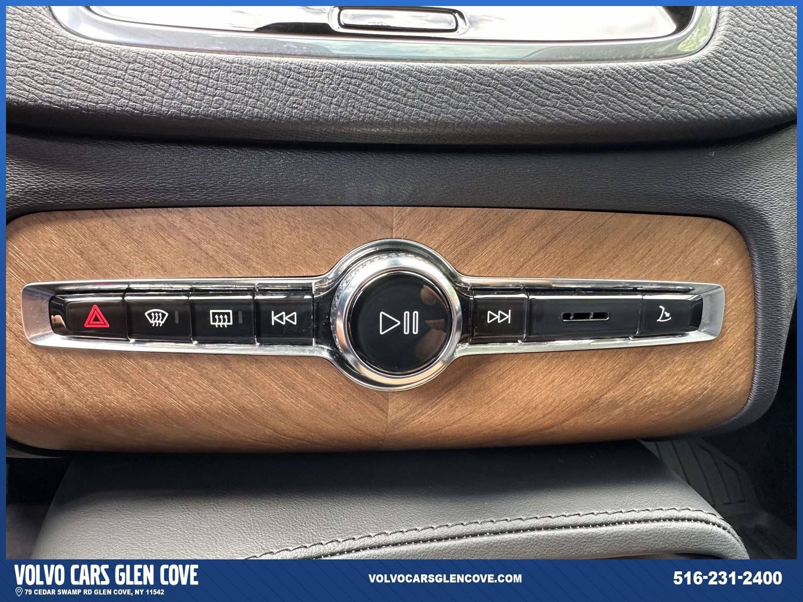 Used 2023 Volvo XC90 T8 Plus w/ Protection Package Premier AWD/4WD image 28
