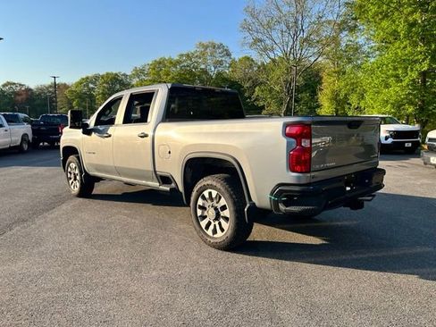 Used 2025 Chevrolet Silverado 2500 Custom w/ Custom Value Package AWD/4WD image 12