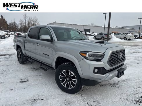 Used 2023 Toyota Tacoma TRD Sport image 1