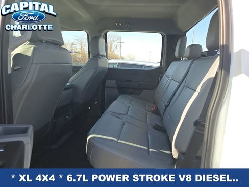 Used 2025 Ford F450 XL w/ XL Chrome Package image 12