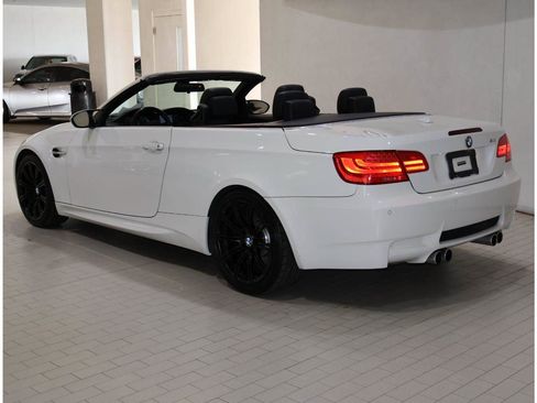 Used 2011 BMW M3 Convertible RWD image 8