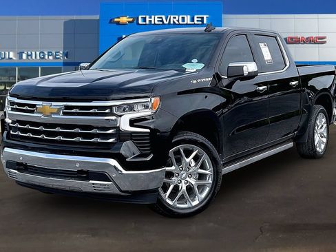 Used 2024 Chevrolet Silverado 1500 LTZ w/ Technology Package RWD image 3