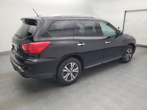 Used 2017 Nissan Pathfinder S AWD/4WD image 10