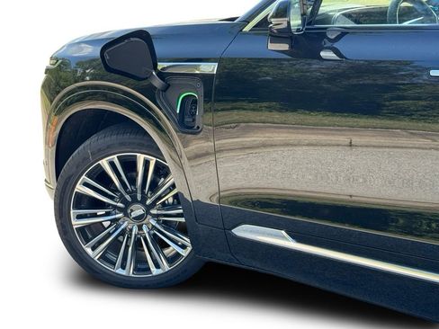 New 2026 Cadillac Vistiq Premium Luxury image 9