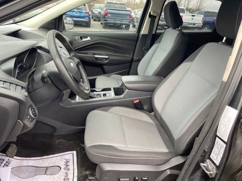 Used 2018 Ford Escape SE image 14