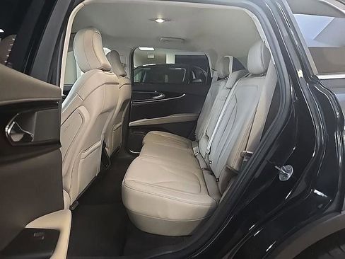 Used 2023 Lincoln Nautilus AWD w/ Premium Package image 29