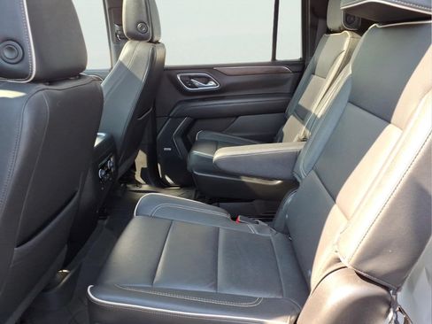 Certified 2024 Chevrolet Suburban Premier AWD/4WD image 10