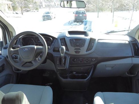 Used 2017 Chevrolet Express 2500 LT w/ LT Preferred Equipment Group image 8