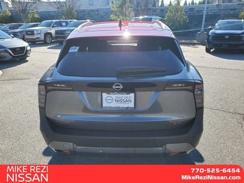 New 2026 Nissan Kicks SR FWD image 3