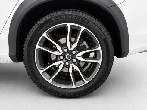 Used 2016 Volvo V60 T5 Cross Country AWD/4WD image 29