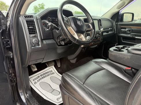 Used 2015 RAM 1500 Laramie w/ Convenience Group AWD/4WD image 30