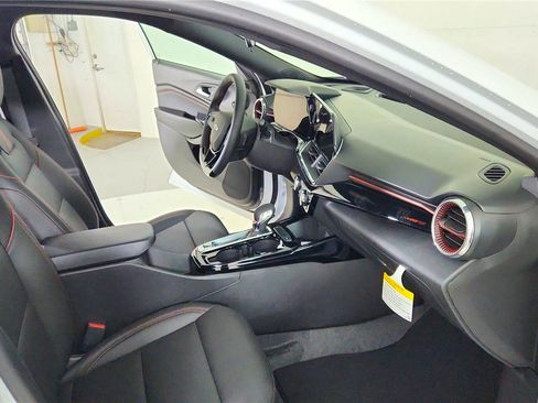 New 2026 Chevrolet Trax RS image 36