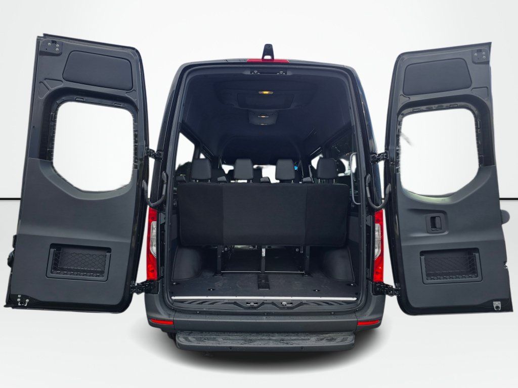 New 2026 Mercedes-Benz Sprinter 2500 image 17