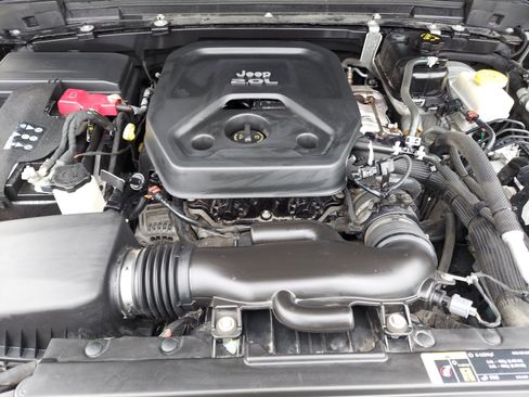 Used 2020 Jeep Wrangler Sport AWD/4WD image 30