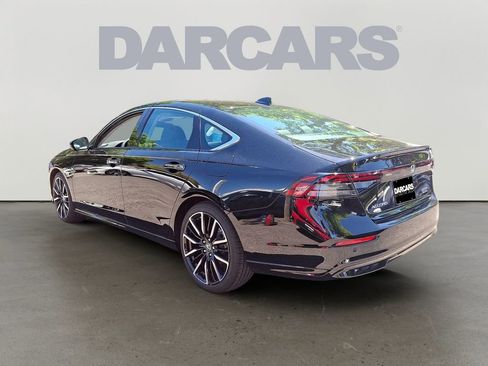 Certified 2023 Honda Accord Touring image 4