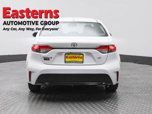 Used 2024 Toyota Corolla LE image 6