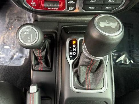 Used 2021 Jeep Wrangler Unlimited Rubicon image 18