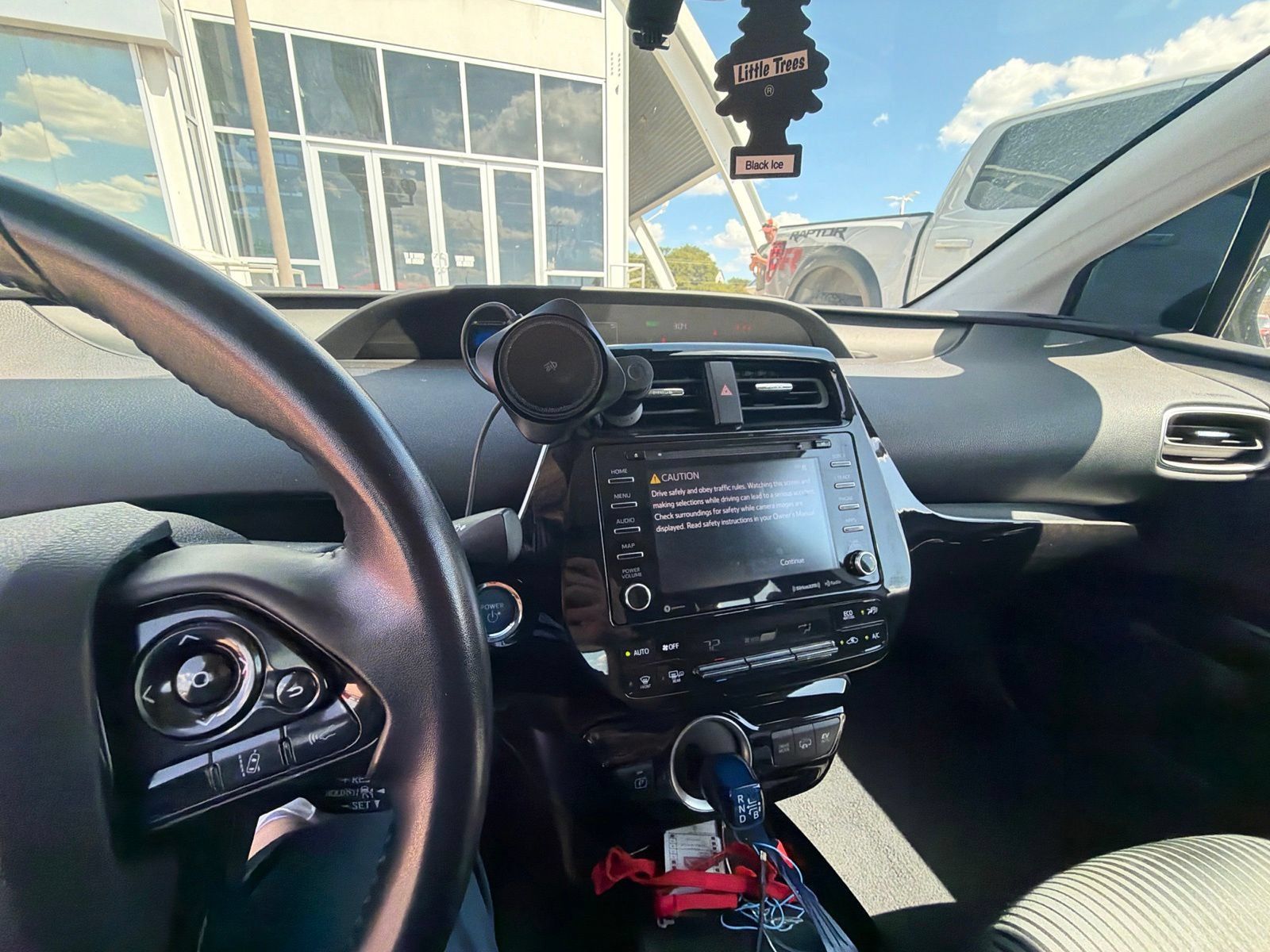 Used 2021 Toyota Prius Prime LE FWD image 18