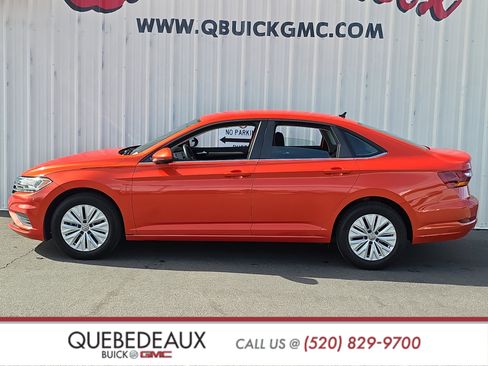 Used 2019 Volkswagen Jetta S w/ Driver Assistance Package FWD image 4