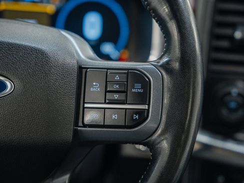 Certified 2023 Ford F150 Lariat w/ Equipment Group 502A High image 38